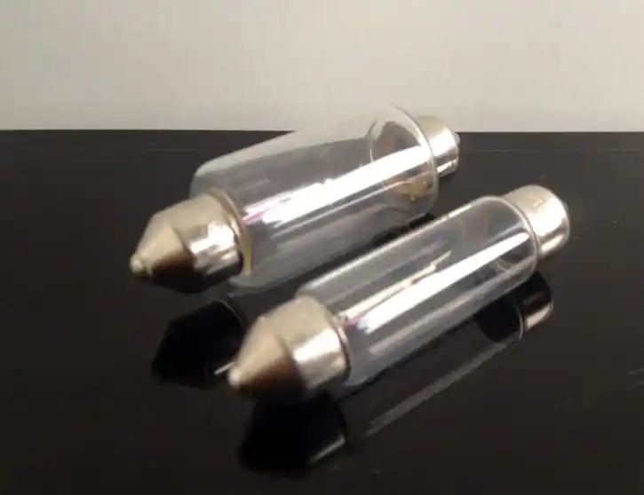 Leuchtmittel Umrüstsatz auf 12V, für Hella-Rücklichter Kostenloser Rückversand