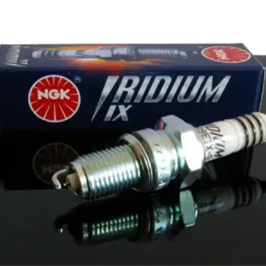 Preisknaller IRIDIUM spark plug SUZUKI LS650 savage and others