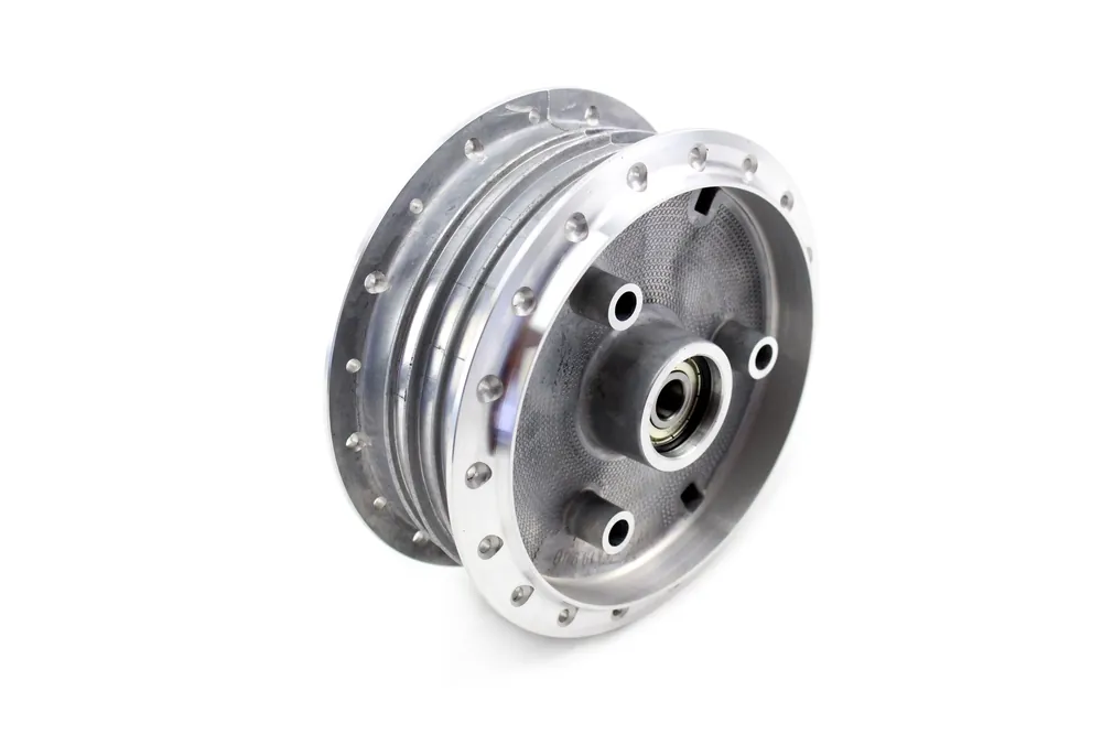 Neu Im Sortiment Nabe, Radnabe mit Radlagern und Sicherungsring - Grauguss Bremsring - überdrehte Seitenflanken