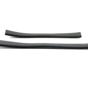 Markenprodukt Set Gummi - Keder für Scheuerleiste links / rechts schwarz