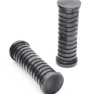Heißes Angebot [Paket] 2x Fußrastengummi schwarz, neue Form, längs gerippt, für Simson S50, S51, S70, S53, S83, SR4-2, SR4-3 und SR4-4