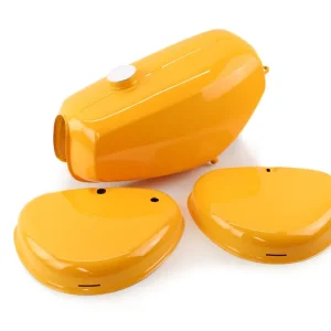 Saisonangebot Kraftstoff Benzin Tank und Seitendeckel im Set für Simson S50, S51, S70 - Farbe Saharabraun / RAL 1007 - Bananen Form