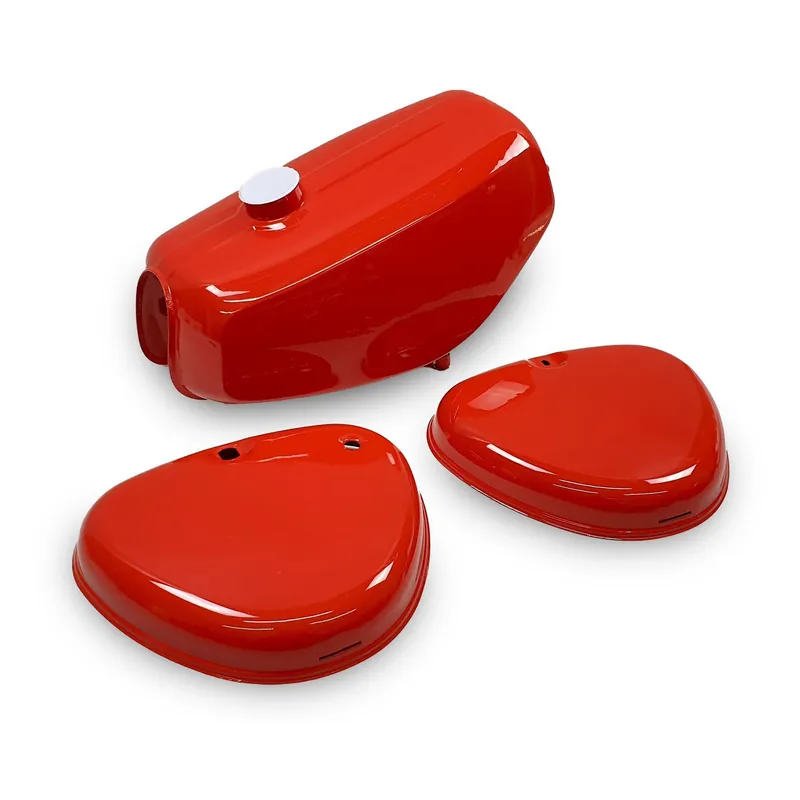 Preis Gesenkt Tank Bananen-Form im Set mit Seitendeckel links und rechts für Simson S50 S51 S70, rot für Simson S50, S51, S70