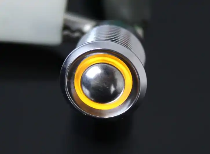 REBELMOTO Ø12mm Drucktaster poliert mit LED Anzeige Gelb für REBEL SWITCH Bestpreis