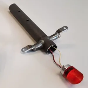 Kracherpreis BMW Bobber-Rahmen-Kit für Solo-Sattel mit LED-Rücklicht, rot