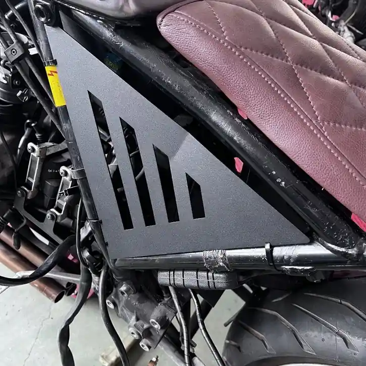 2 Seitendeckelcover BMW K75 K100 Aluminium, schwarz Finale Aktion