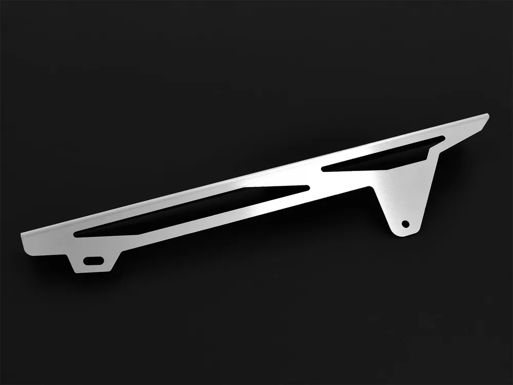 Direkt Vom Hersteller IBEX Kettenschutz für Yamaha XJ 600 N / XJ 600 S Diversion 1990 - 2003 in silber