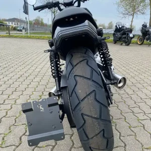 Seitlicher Kennzeichenhalter - KIT für Hyosung GV125 X Solange Der Vorrat Reicht